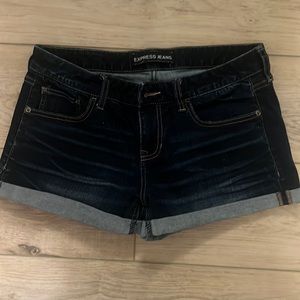 Express shorts size 4